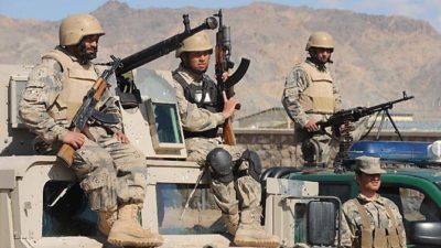 Military crackdown leaves 10 insurgents dead in southern Afghanistan