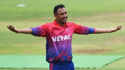 Three cricketers including Paras leave for UAE to play T-10