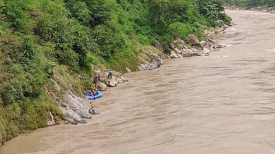 Two workers go missing after falling into Trishuli River