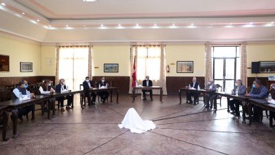Top leaders of ruling parties discuss Cabinet expansion