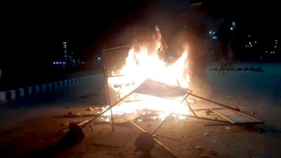 MCC opponents demonstrate amid curfew