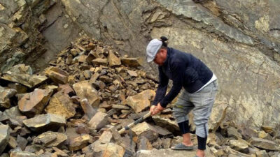 Kagbeni-Korola road obstructed due to landslide
