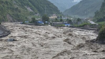 Landslide blocks Kodari Highway: 600 containers stuck across border