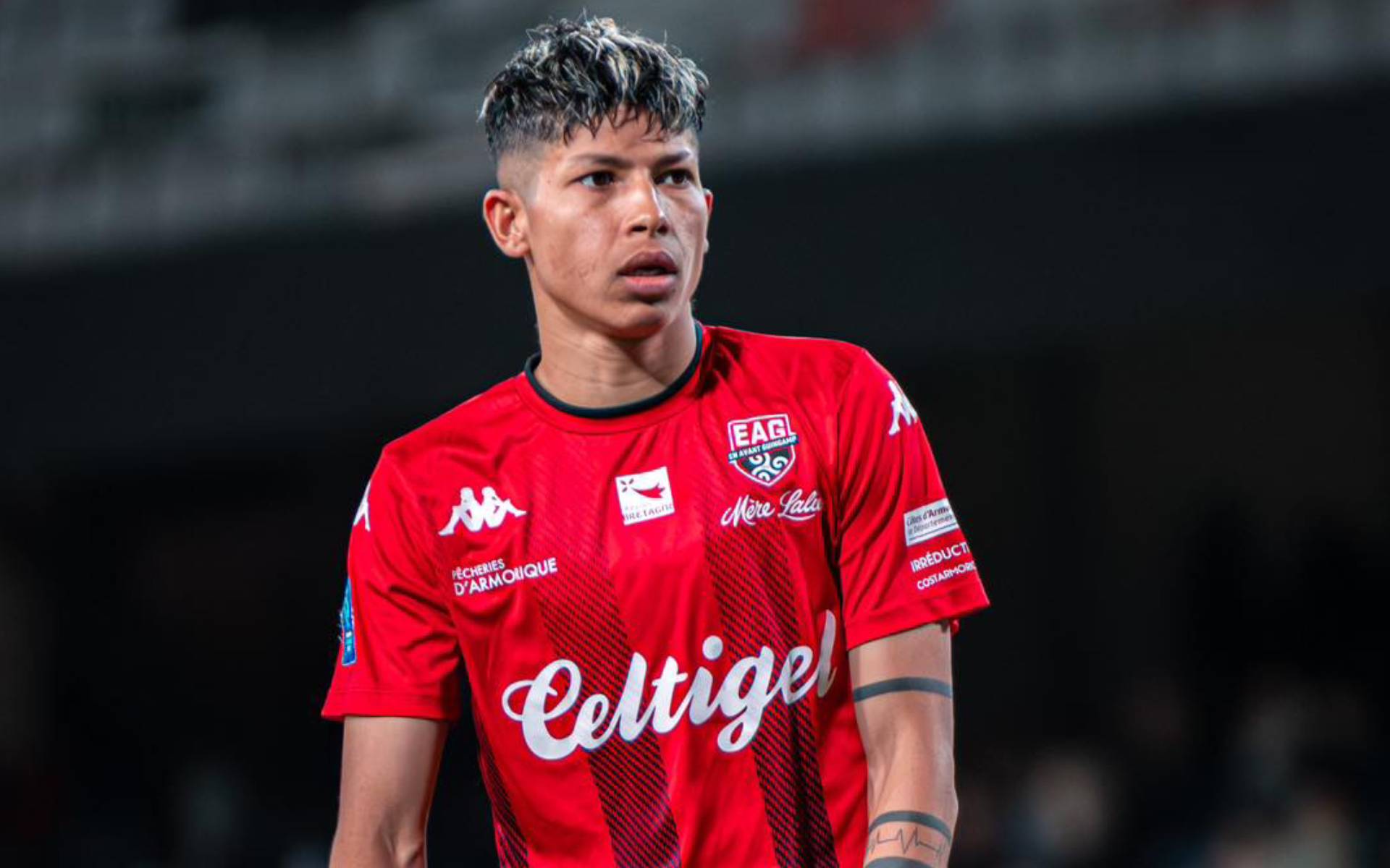 Nepali Congress provides financial assistance for Samba’s treatment