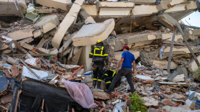 Venezuela quakes kill 1,400 as time running out to find&hellip;