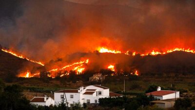 Spain’s deadliest wildfire kills 12, thousands evacuated