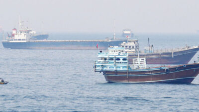 Trump faces pressure to compromise on Hormuz deal
