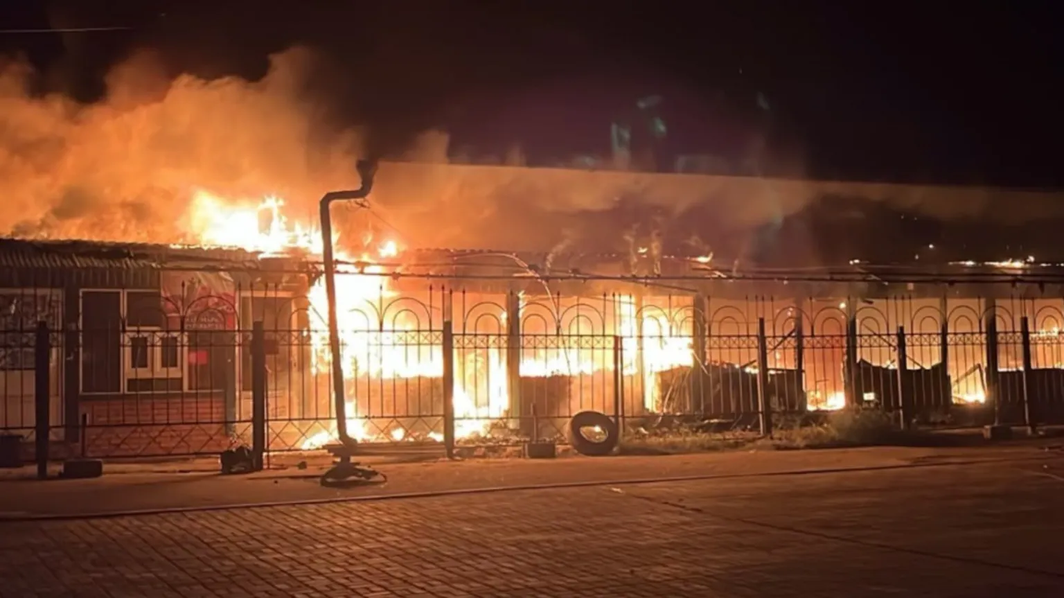 Ukraine missile strike kills six in Belgorod
