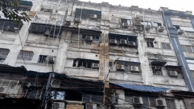 Nine killed in Kolkata building fire, six injured