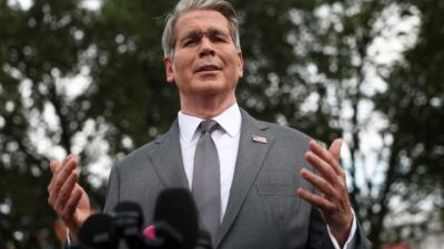 US warns Iran trade partners of tough sanctions