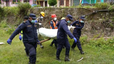 Flood death toll surpasses 900, 4,227 missing