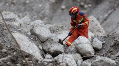 China reports 21dead, 541 missing after mudslide