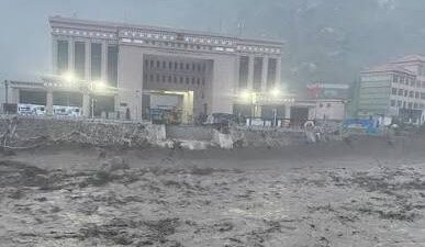 China closes Zhangmu port indefinitely amid flood risks